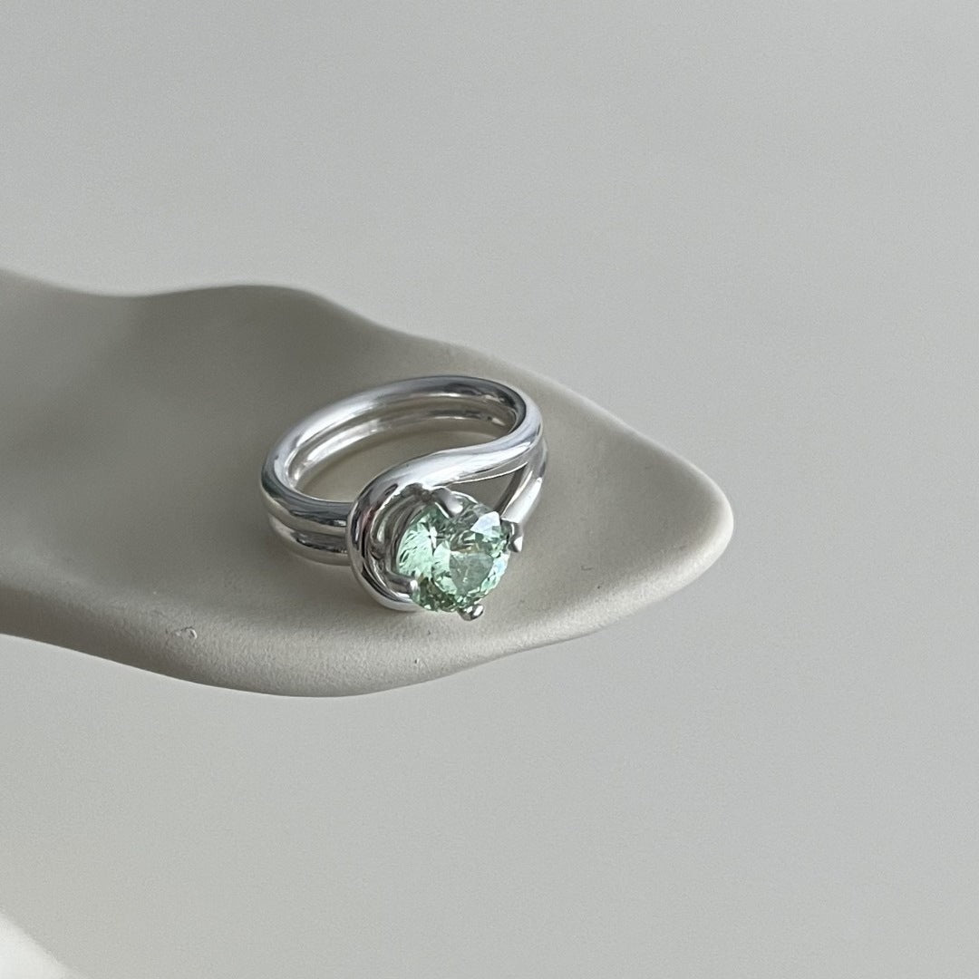 Green Knot Twisted Silver Ring