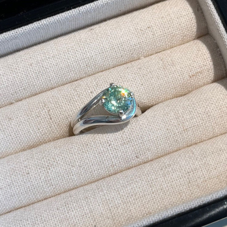 Green Knot Twisted Silver Ring